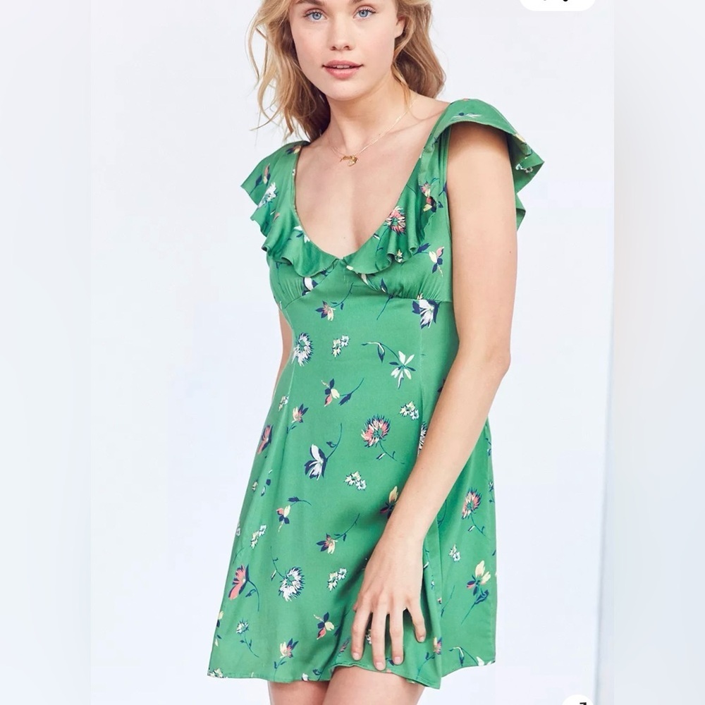 Kimchi Blue Daisy May Green Floral Ruffle Dress